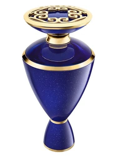 Frasco del perfume Astrea de Bvlgari — fragancia femenino