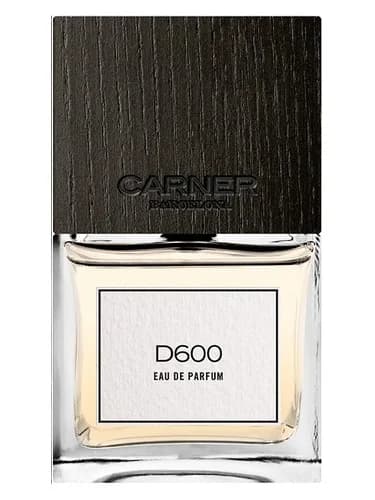 Frasco del perfume D600 de Carner Barcelona — fragancia unisex