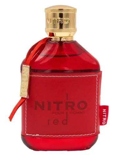 Frasco del perfume Nitro Red de Dumont — fragancia masculino