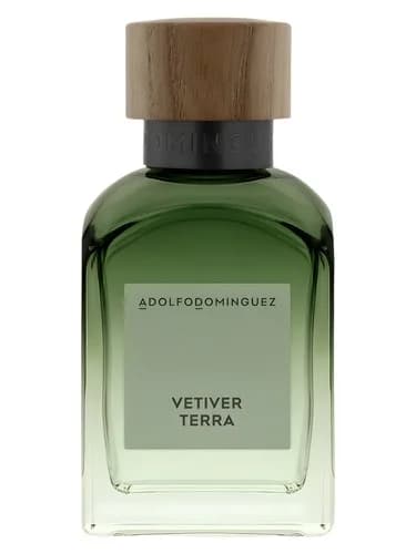 Frasco del perfume Vetiver Terra de Adolfo Dominguez — fragancia masculino
