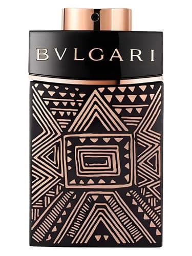 Frasco del perfume Bvlgari Man In Black Essence de Bvlgari — fragancia masculino