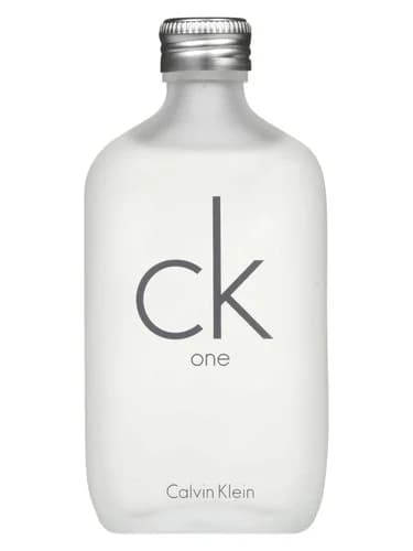 Frasco del perfume Ck One de Calvin Klein — fragancia unisex