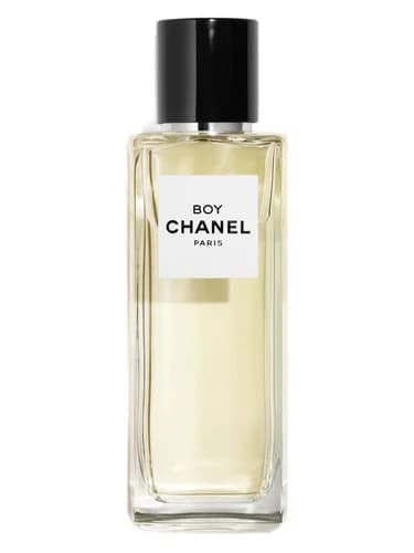 Frasco del perfume Boy Eau De Parfum de Chanel — fragancia unisex