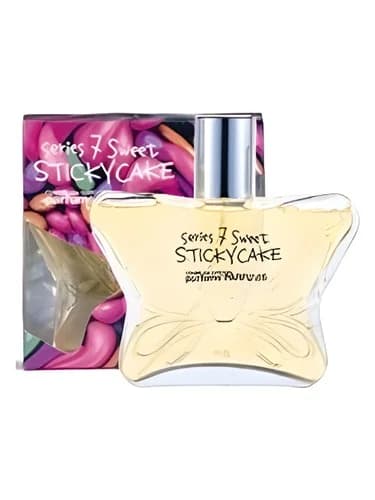 Frasco del perfume Comme Des Garcons Series 7 Sweet Sticky Cake de Comme Des Garcons — fragancia unisex