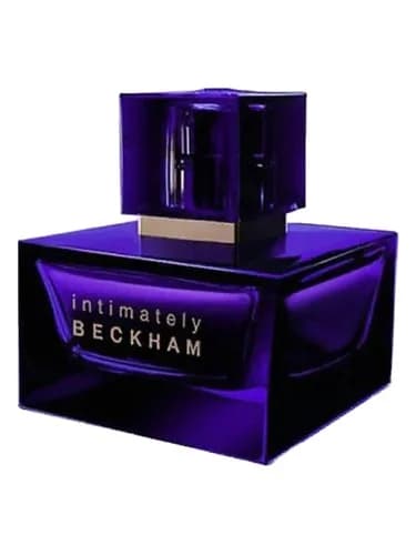 Frasco del perfume Intimately Beckham Night de David Beckham — fragancia femenino