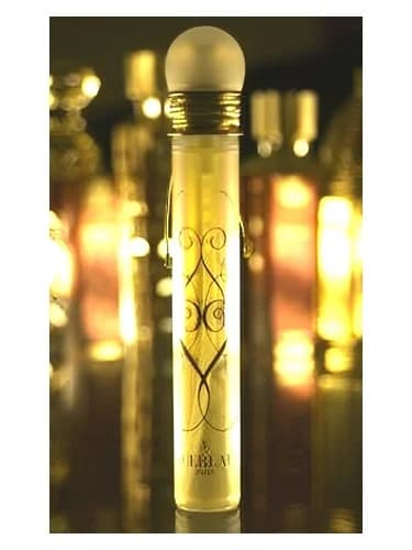 Frasco del perfume Philtre D Amour de Guerlain — fragancia femenino