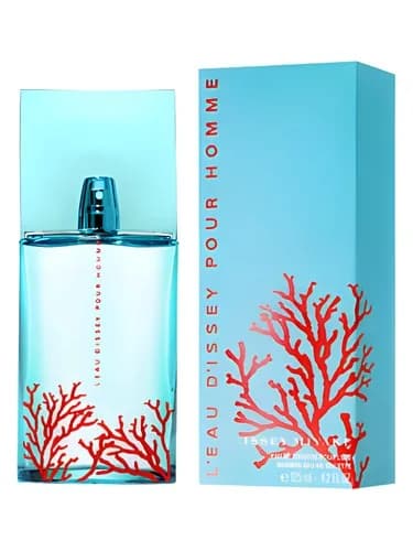 Frasco del perfume L Eau D Issey Pour Homme Eau D Ete 2011 de Issey Miyake — fragancia masculino