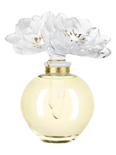 Frasco del perfume Nilang Extrait De Parfum 2011 de Lalique — fragancia femenino