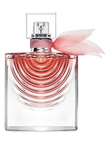 Frasco del perfume La Vie Est Belle Iris Absolu de Lancome — fragancia femenino