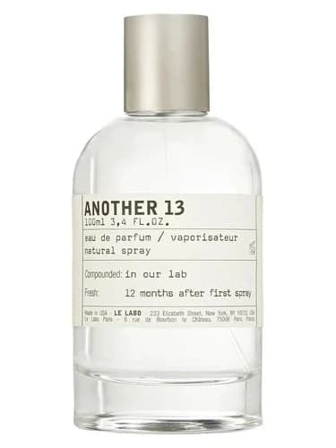 Frasco del perfume Another 13 de Le Labo — fragancia unisex