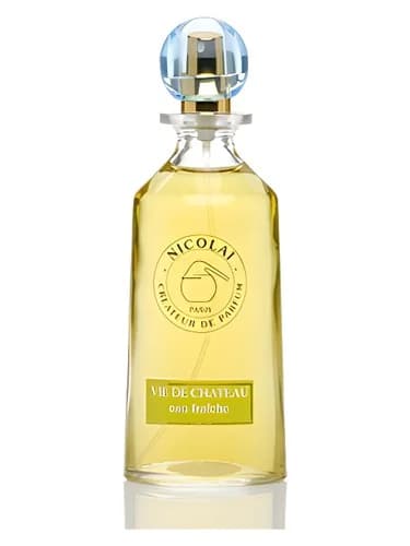 Frasco del perfume Vie De Chateau de Nicolai Parfumeur Createur — fragancia unisex