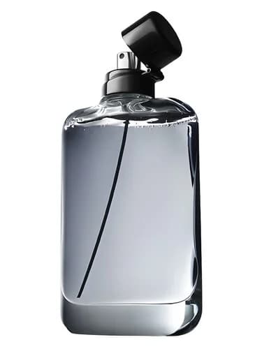 Frasco del perfume Manful de Oriflame — fragancia masculino