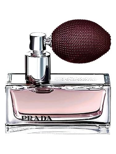 Frasco del perfume Prada Tendre de Prada — fragancia femenino