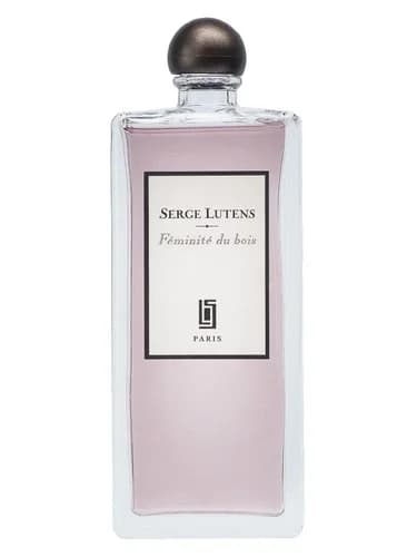 Frasco del perfume Feminite Du Bois de Serge Lutens — fragancia unisex